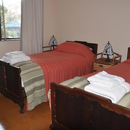 Kierie Kwaak Self Catering Villa Stellenbosch Bagian luar foto