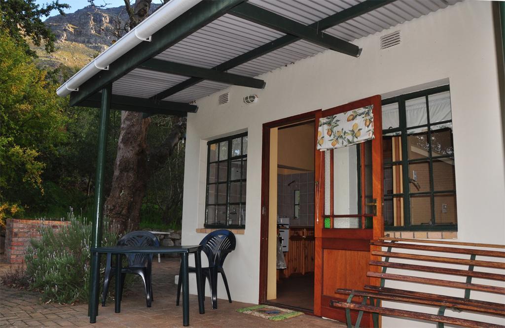 Kierie Kwaak Self Catering Villa Stellenbosch Bagian luar foto