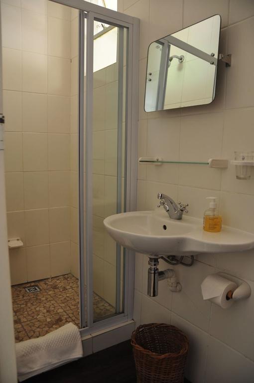 Kierie Kwaak Self Catering Villa Stellenbosch Bagian luar foto